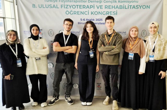 SUBÜ ÖĞRENCİLERİ KONGREYE KATILDILAR  