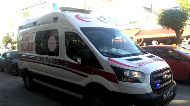 Bisikletten düşen Dede ve torunu Hastaneye kaldırıldı 