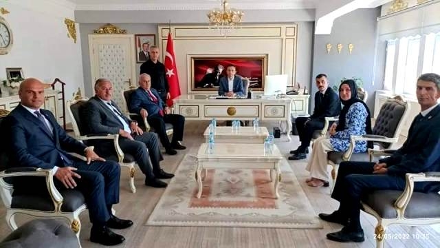 MHP YENİ YÖNETİMİNDEN AKYAZI TURLARI 